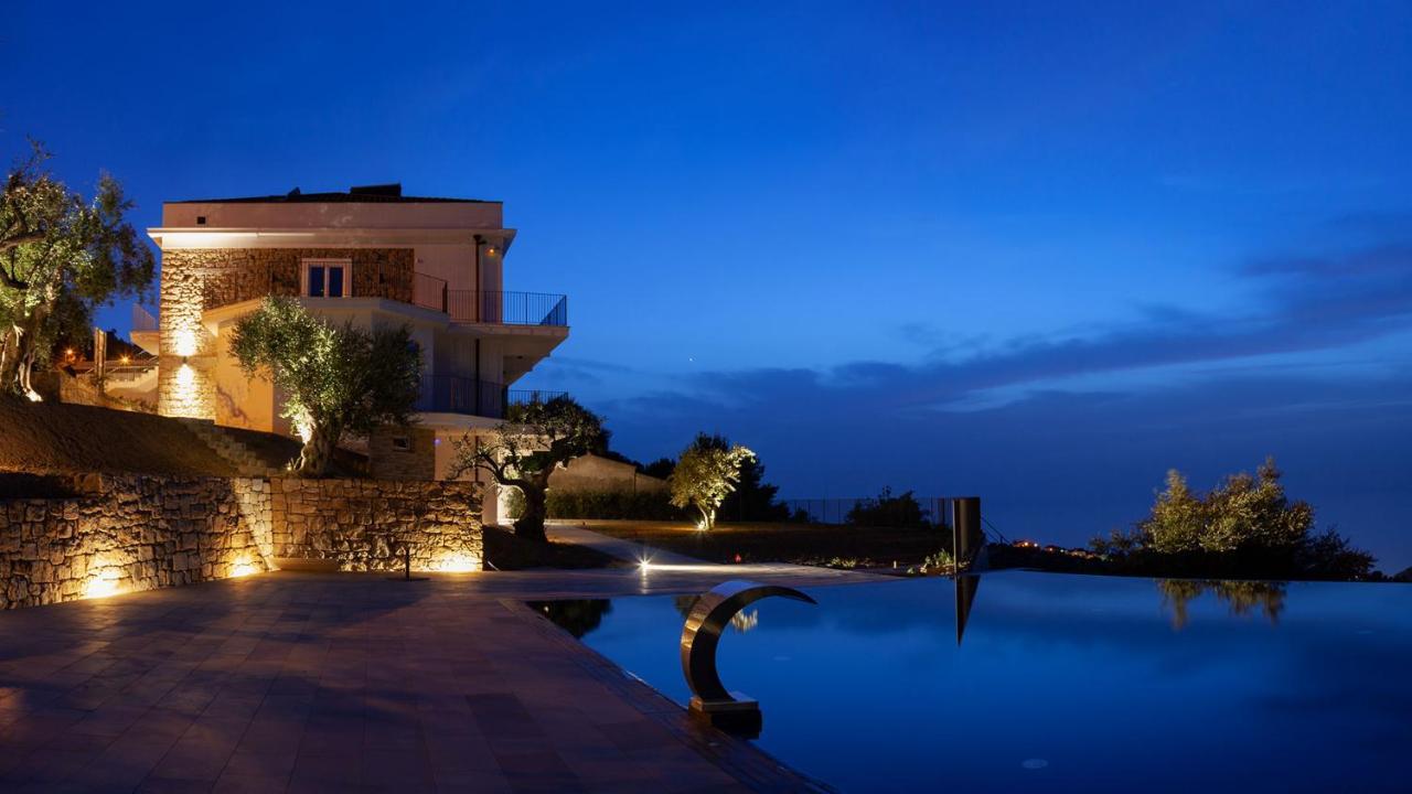 Maina Country Resort Naso Exterior photo